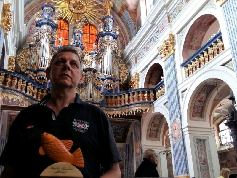 Marek, Patryk i Rybka w Sanktuarium Maryjnym w Świętej Lipce.